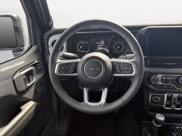 2026 Jeep Wrangler 4-Door Sahara 4x4