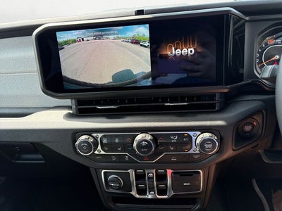 2026 Jeep Wrangler 4-Door Sport RHD 4x4