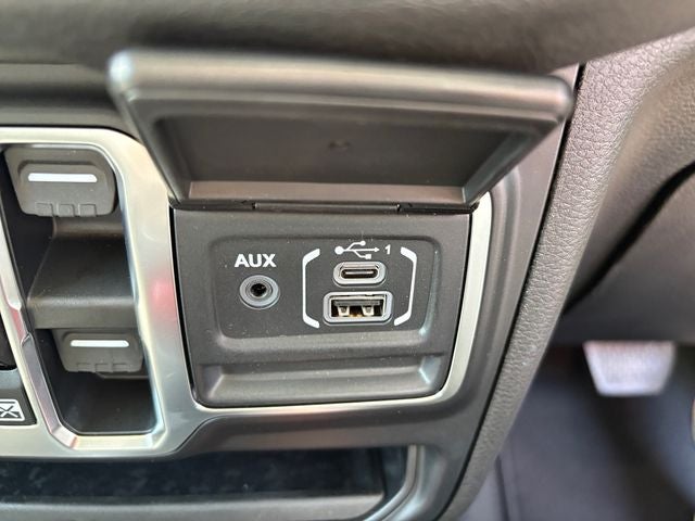 2026 Jeep Wrangler 4-Door Sport RHD 4x4
