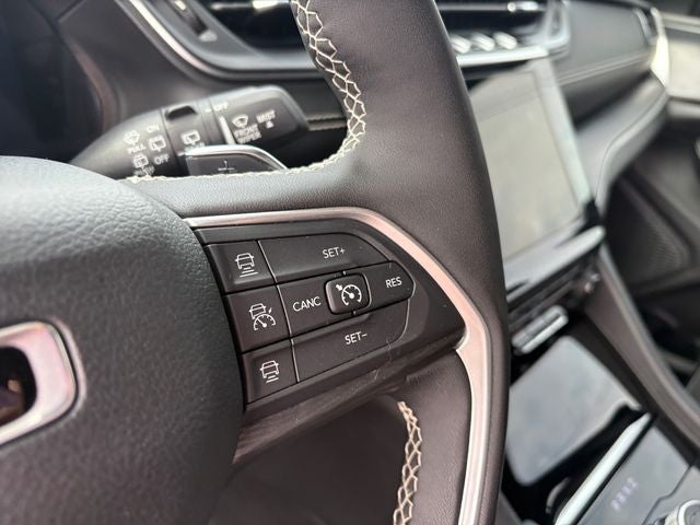 2023 Jeep Grand Cherokee L Altitude 4x4