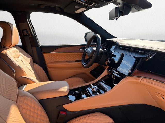 2027 Jeep Grand Cherokee GRAND CHEROKEE L SUMMIT 4X4