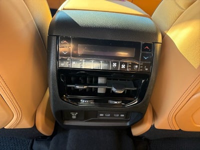 2027 Jeep Grand Cherokee GRAND CHEROKEE L SUMMIT 4X4