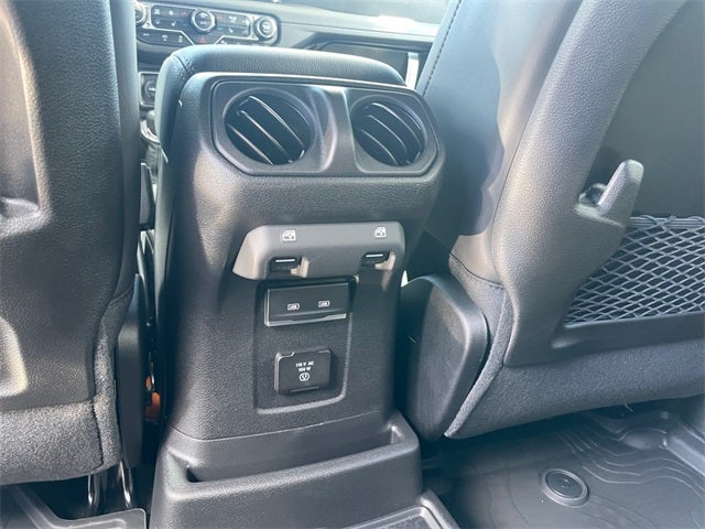 2025 Jeep Wrangler WRANGLER 4-DOOR RUBICON 392