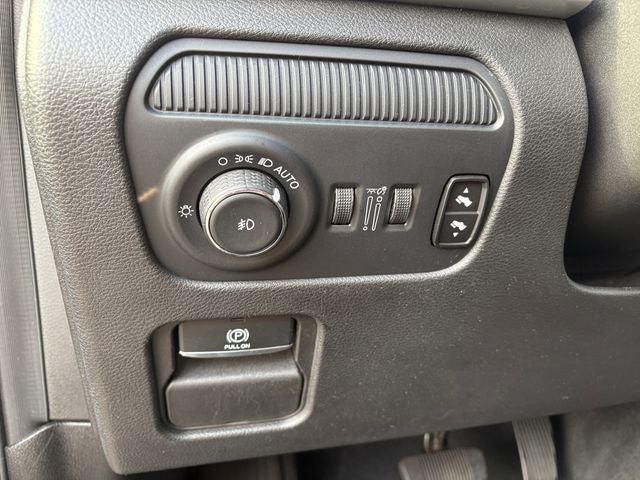 2024 Jeep Wagoneer Series II 4x2