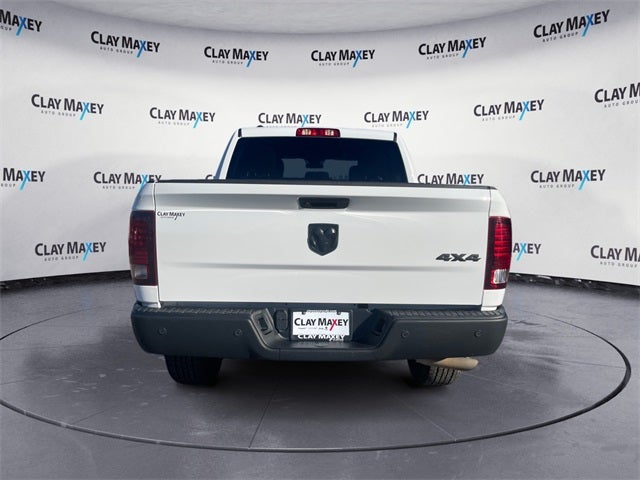 2024 RAM 1500 Classic Warlock Crew Cab 4x4 5'7' Box