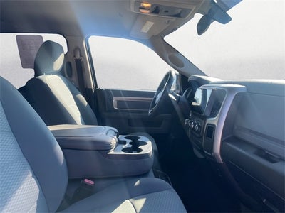 2019 RAM 1500 Classic SLT Crew Cab 4x4 6'4' Box