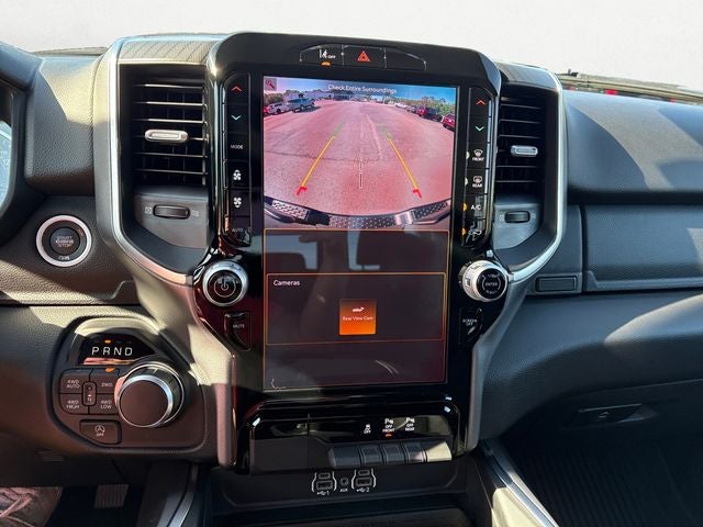 2025 RAM 1500 Big Horn Crew Cab 4x4 5'7' Box