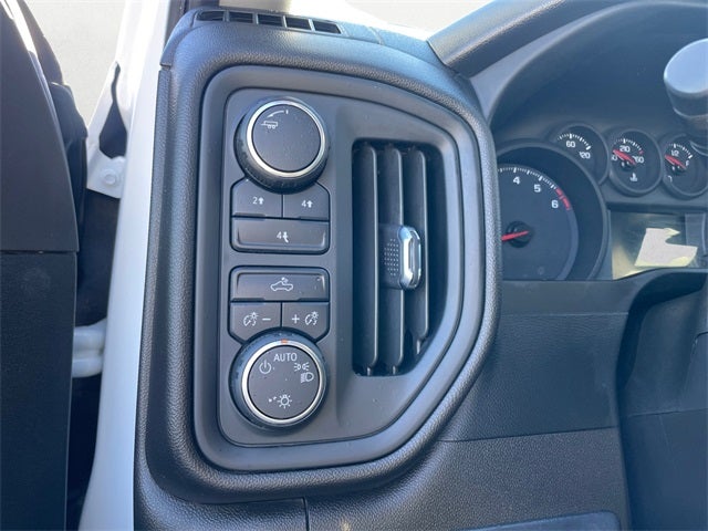 2022 Chevrolet Silverado 2500HD 4WD Crew Cab Long Bed WT