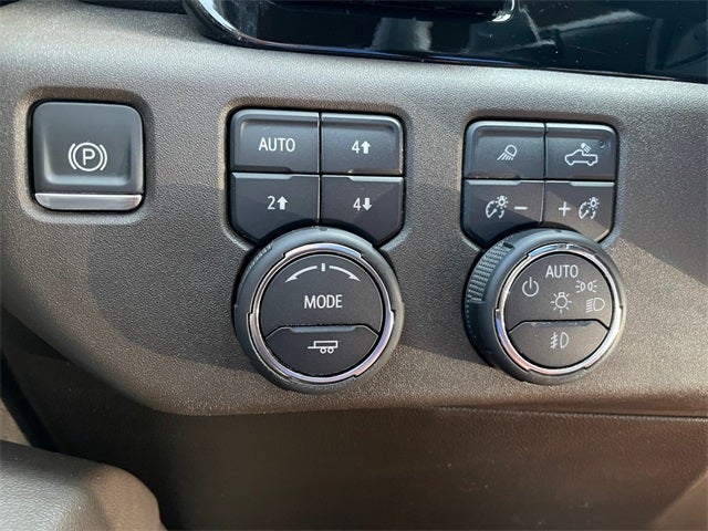 2024 Chevrolet Silverado 1500 4WD Crew Cab Short Bed LTZ