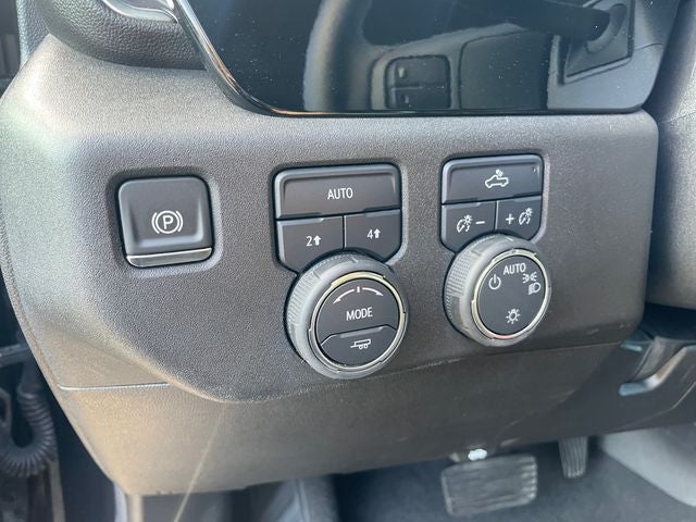 2025 Chevrolet Silverado 1500 4WD Crew Cab Standard Bed LT