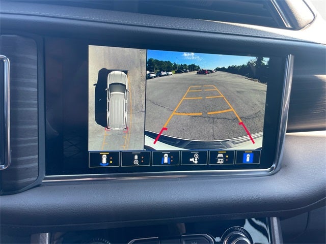 2023 GMC Yukon XL 4WD Denali