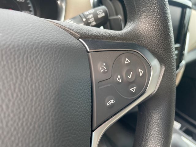 2023 Chevrolet Traverse FWD LS