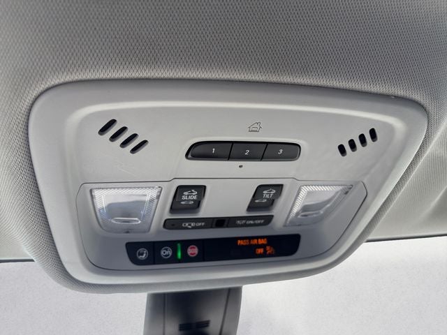 2021 Chevrolet Traverse FWD Premier