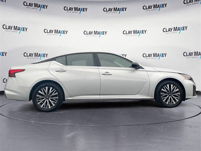 2024 Nissan Altima SV FWD