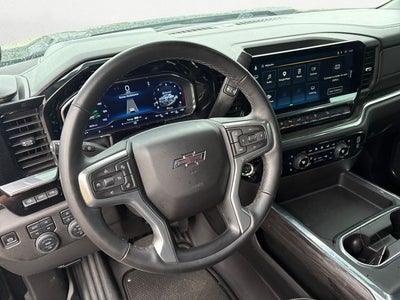 2025 Chevrolet Silverado 2500HD 4WD Crew Cab Standard Bed LTZ