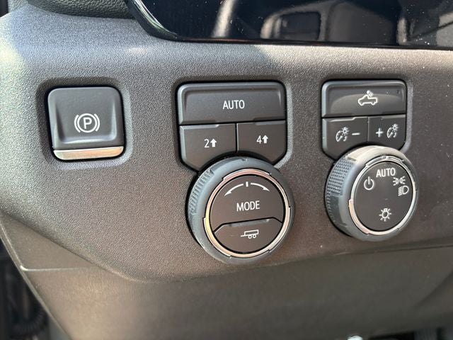 2026 Chevrolet Silverado 1500 4WD Crew Cab Standard Bed LT