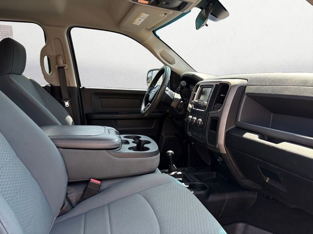 2018 RAM 3500 Tradesman Crew Cab 4x4 8' Box