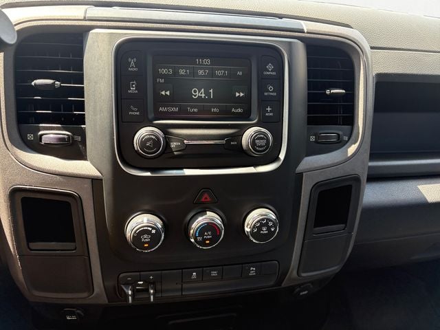2018 RAM 3500 Tradesman Crew Cab 4x4 8' Box
