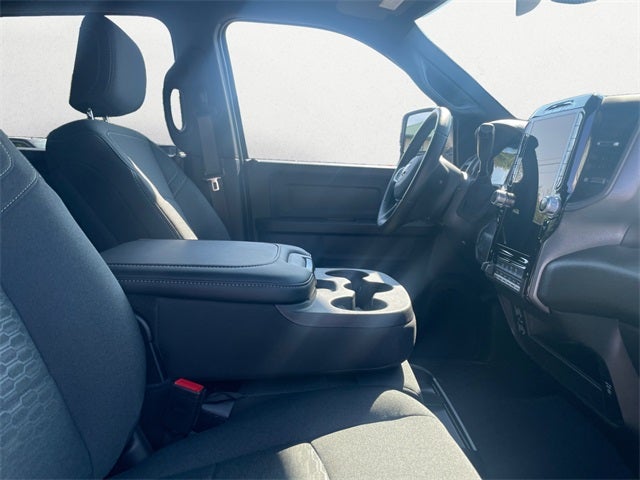 2026 RAM 2500 RAM 2500 TRADESMAN CREW CAB 4X4 6'4' BOX