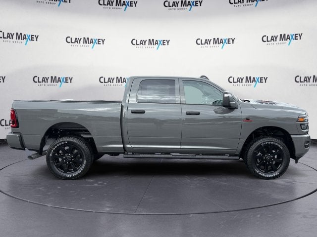 2027 RAM Ram 2500 RAM 2500 BLACK EXPRESS CREW CAB 4X4 6'4' BOX