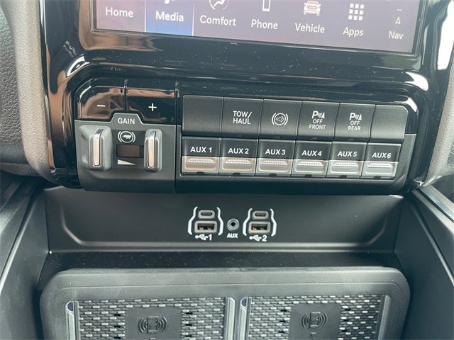 2025 RAM Ram 2500 RAM 2500 BIG HORN CREW CAB 4X4 6'4' BOX