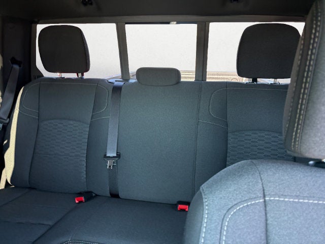 2027 RAM Ram 3500 RAM 3500 TRADESMAN CREW CAB 4X4 8' BOX