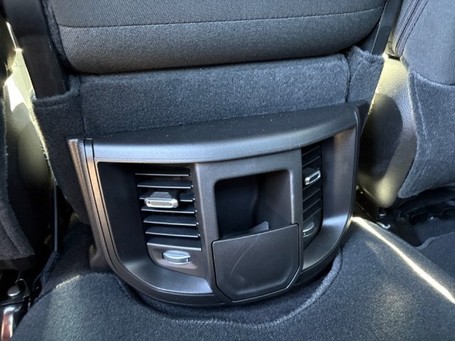 2027 RAM Ram 3500 RAM 3500 TRADESMAN CREW CAB 4X4 8' BOX