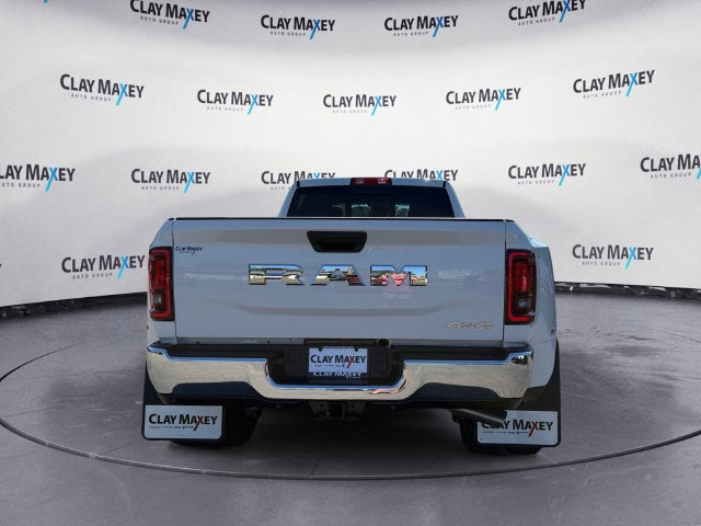 2027 RAM Ram 3500 RAM 3500 TRADESMAN CREW CAB 4X4 8' BOX