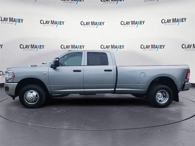 2024 RAM 3500 Tradesman Crew Cab 4x4 8' Box
