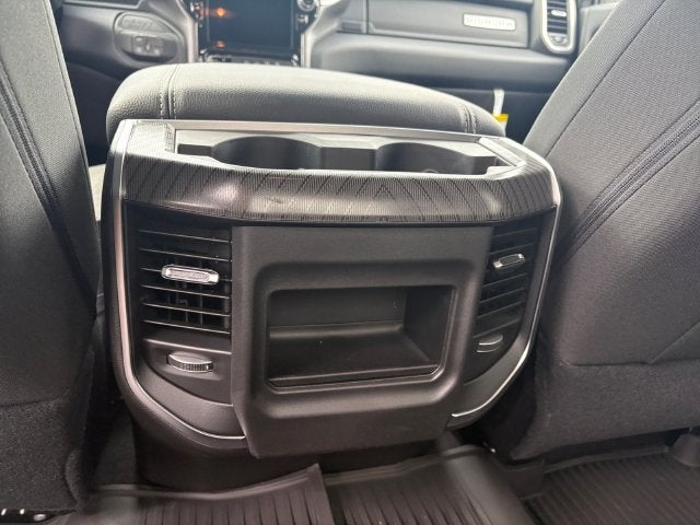 2027 RAM Ram 3500 RAM 3500 BIG HORN CREW CAB 4X4 8' BOX