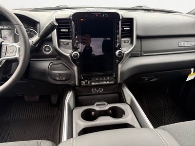 2027 RAM Ram 3500 RAM 3500 BIG HORN CREW CAB 4X4 8' BOX