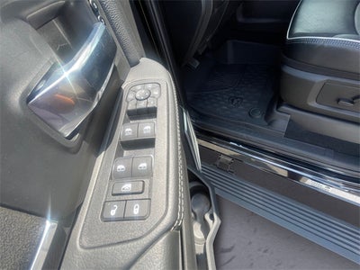 2025 RAM Ram 3500 RAM 3500 LARAMIE MEGA CAB 4X4 6'4' BOX