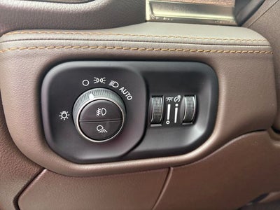 2026 RAM 3500 RAM 3500 LIMITED LONGHORN CREW CAB 4X4 8' BOX