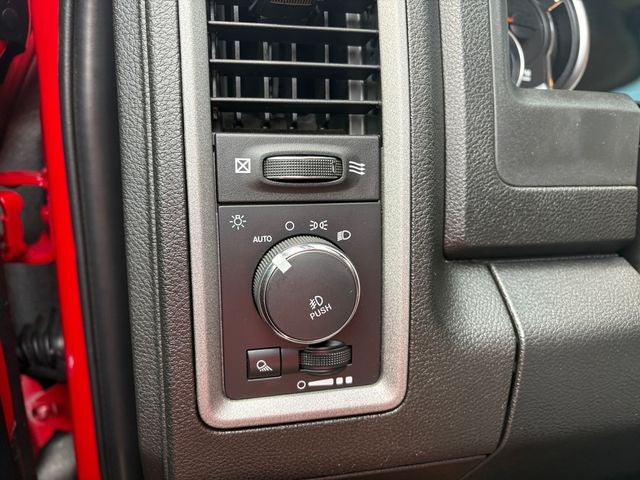 2023 RAM 1500 Classic Tradesman Crew Cab 4x4 5'7' Box