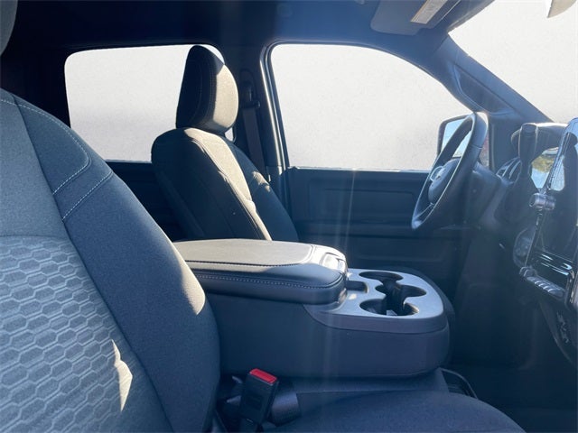 2026 RAM 2500 RAM 2500 TRADESMAN CREW CAB 4X4 6'4' BOX