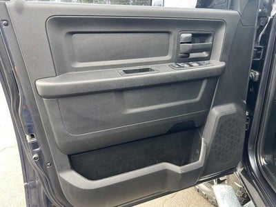 2017 RAM 2500 Tradesman Crew Cab 4x4 6'4' Box