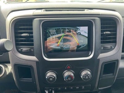 2017 RAM 2500 Tradesman Crew Cab 4x4 6'4' Box