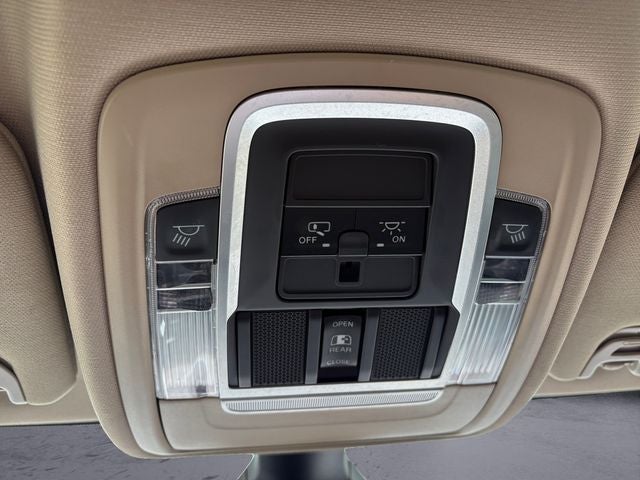 2021 RAM 2500 Laramie Crew Cab 4x4 6'4' Box