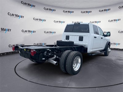 2026 RAM Ram 5500 Chassis Cab RAM 5500 TRADESMAN CHASSIS CREW CAB 4X4 60' CA