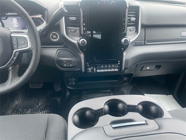 2026 RAM Ram 3500 Chassis Cab RAM 3500 BIG HORN CREW CAB CHASSIS 4X4 60' CA