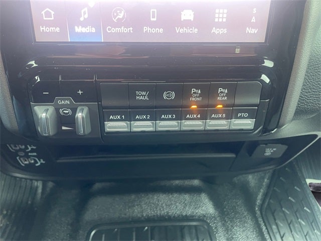 2026 RAM Ram 3500 Chassis Cab RAM 3500 BIG HORN CREW CAB CHASSIS 4X4 60' CA