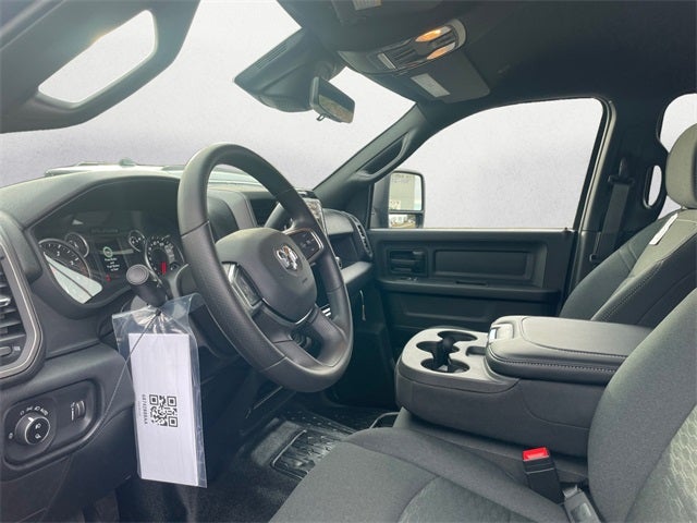 2026 RAM Ram 3500 Chassis Cab RAM 3500 TRADESMAN CREW CAB CHASSIS 4X4 60' CA