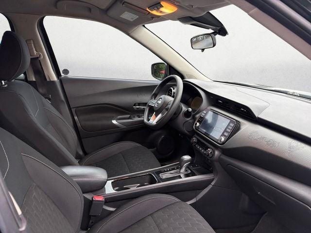 2022 Nissan Kicks SV Xtronic CVT