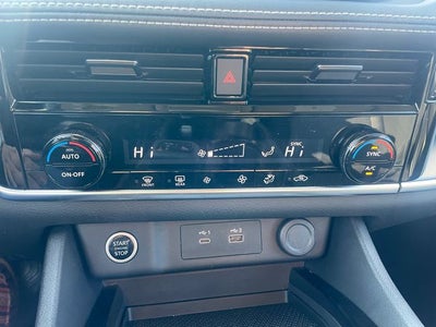 2023 Nissan Rogue SV FWD