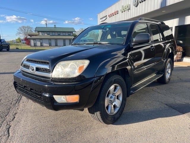 Used 2005 Toyota 4Runner SR5 with VIN JTEZU14R258039302 for sale in Clinton, AR